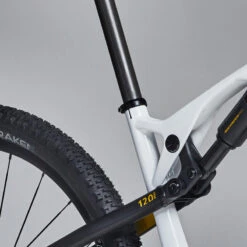 Rockrider Vélo VTT Cross Country XC 900 S Cadre Carbone Et Aluminium Blanc -Accessoires De Vélo velo vtt cross country xc 900 s cadre carbone et aluminium blanc 7